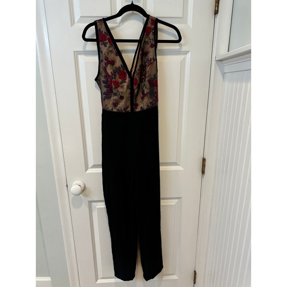 Floral Embroidered Jumpsuit HARLYN size medium - Picture 7 of 10